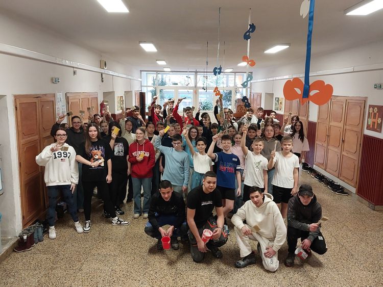 Iskolánk bekapcsolódott a „Szakmák szívdobbanása – Önként a pálya felé” programba - 01.29.