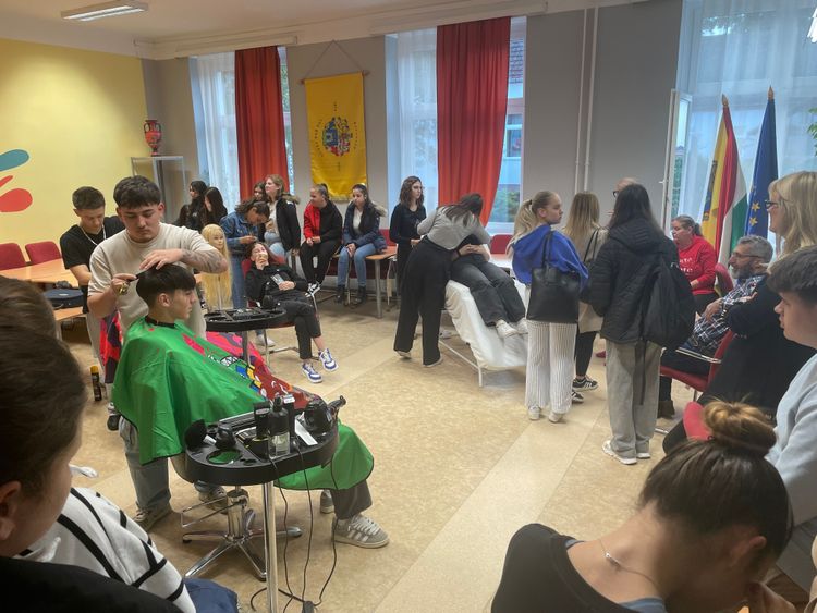 Pályaorientációs és pályaválasztási nyílt nap a Lampingban