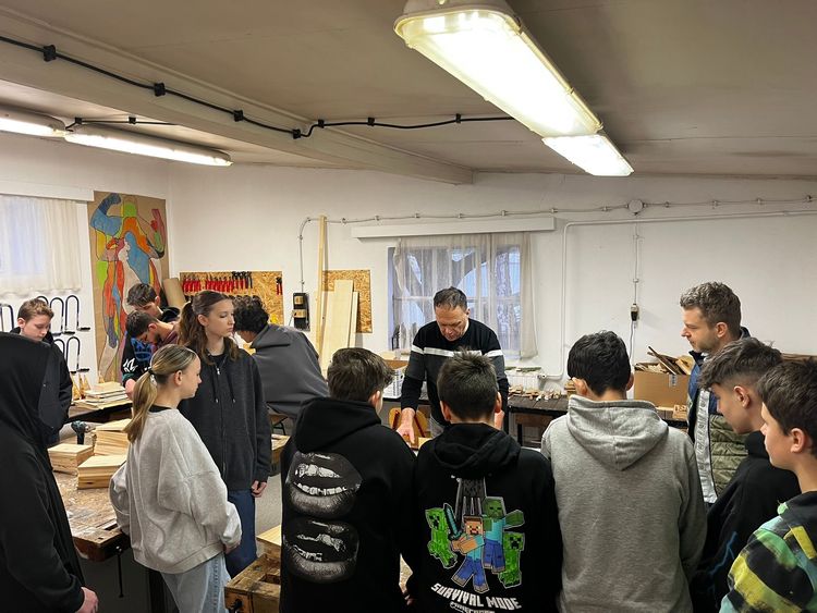 Iskolánk bekapcsolódott a „Szakmák szívdobbanása – Önként a pálya felé” programba - 01.28.