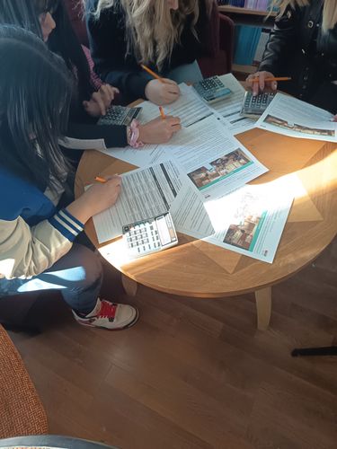 Pénzügyi tudatosság és biztonság: Eredményesen zárult a Pénz7 iskolánkban