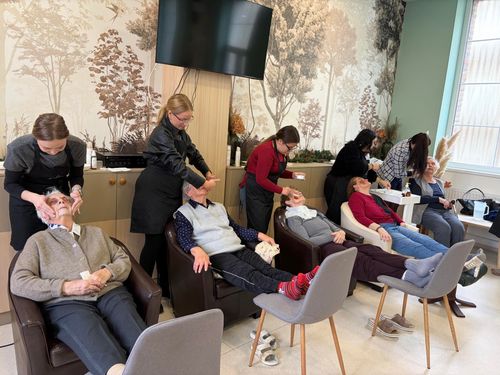 Iskolánk bekapcsolódott a „Szakmák szívdobbanása – Önként a pálya felé” programba - 01.30.