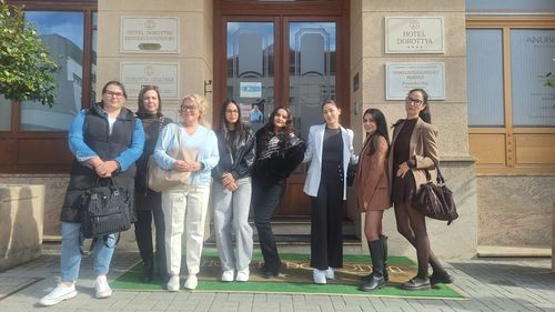 Kozmetikus tanulóink az Ilcsi Országos Szakmai Körúton