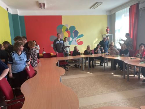 Nőnapi köszöntés a Lampingban